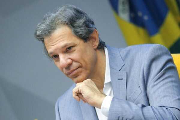 Corte de gastos na Defesa terá impacto de R$ 2 bi por ano corte-de-gastos-na-defesa-tera-impacto-de-r$-2-bi-por-ano
