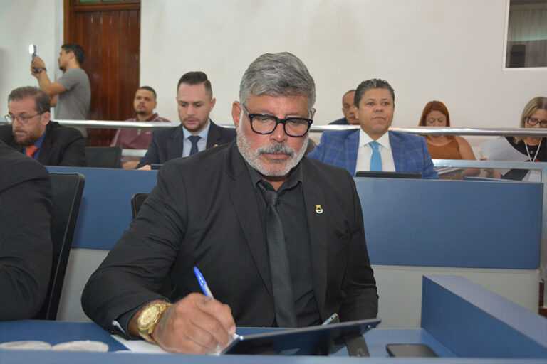 Alexandre Frota lamenta perda do mandato em Cotia: “Saio de cabeça erguida” alexandre-frota-lamenta-perda-do-mandato-em-cotia:-“saio-de-cabeca-erguida”