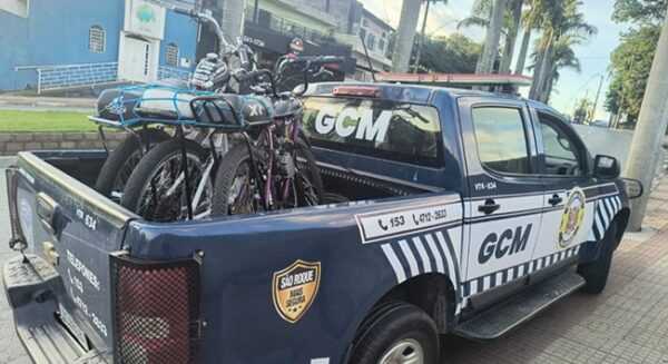 GCM apreende bicicletas motorizadas durante fiscalização no centro de São Roque gcm-apreende-bicicletas-motorizadas-durante-fiscalizacao-no-centro-de-sao-roque