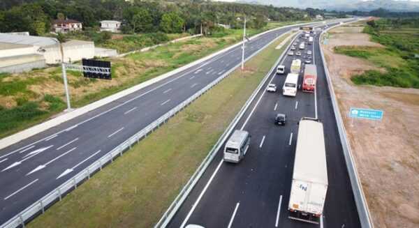 Rodoanel Norte vai tirar 18 mil caminhões todos os dias de circulação da Capital rodoanel-norte-vai-tirar-18-mil-caminhoes-diariamente-de-circulacao-da-capital