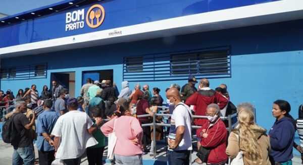 Restaurantes Bom Prato de Cotia e área servirão almoço especial de Ano Novo restaurantes-bom-prato-de-cotia-e-regiao-servirao-almoco-especial-de-ano-novo